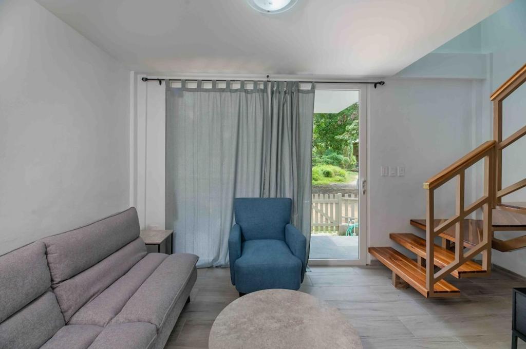 Cozy Beach Villa At The Shores 5 Minutes From The Beach West End Zewnętrze zdjęcie